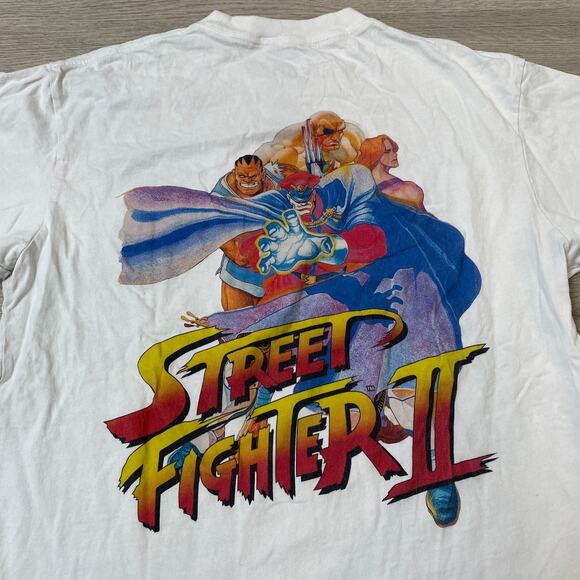 Uniqlo Capcom 40th Anniversary UT Street Fighter II Shirt Men's M - Picture 3 of 12